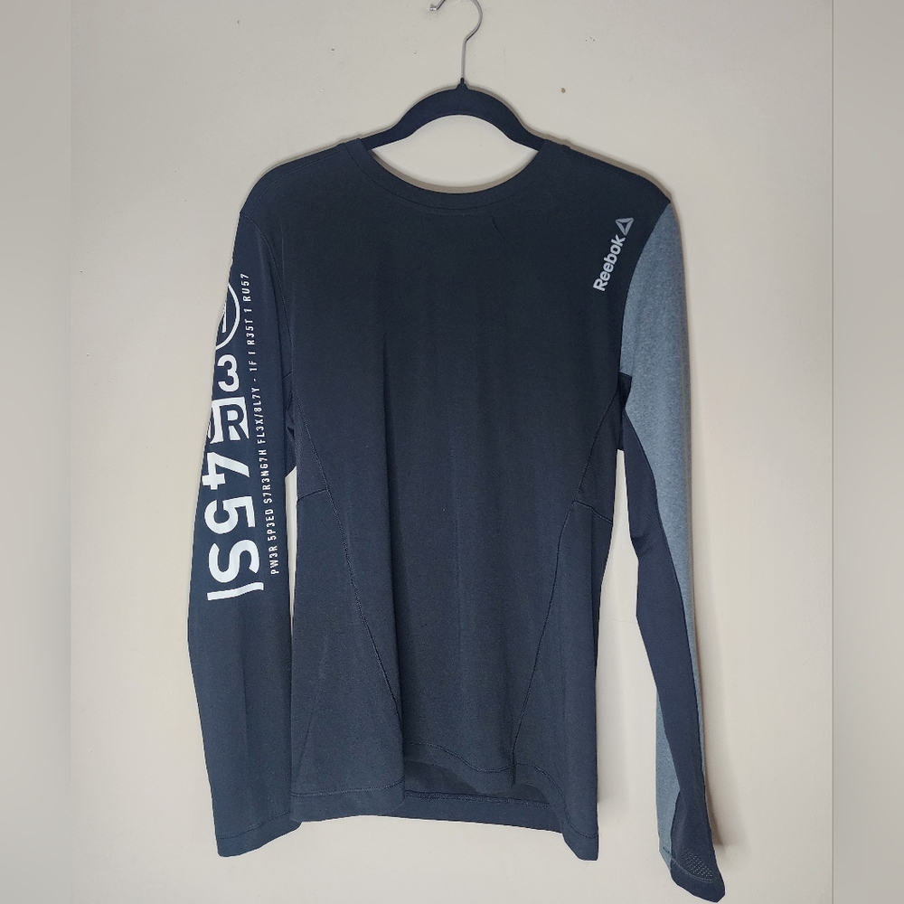 Reebok gray and black long sleeved t shirt women's size small